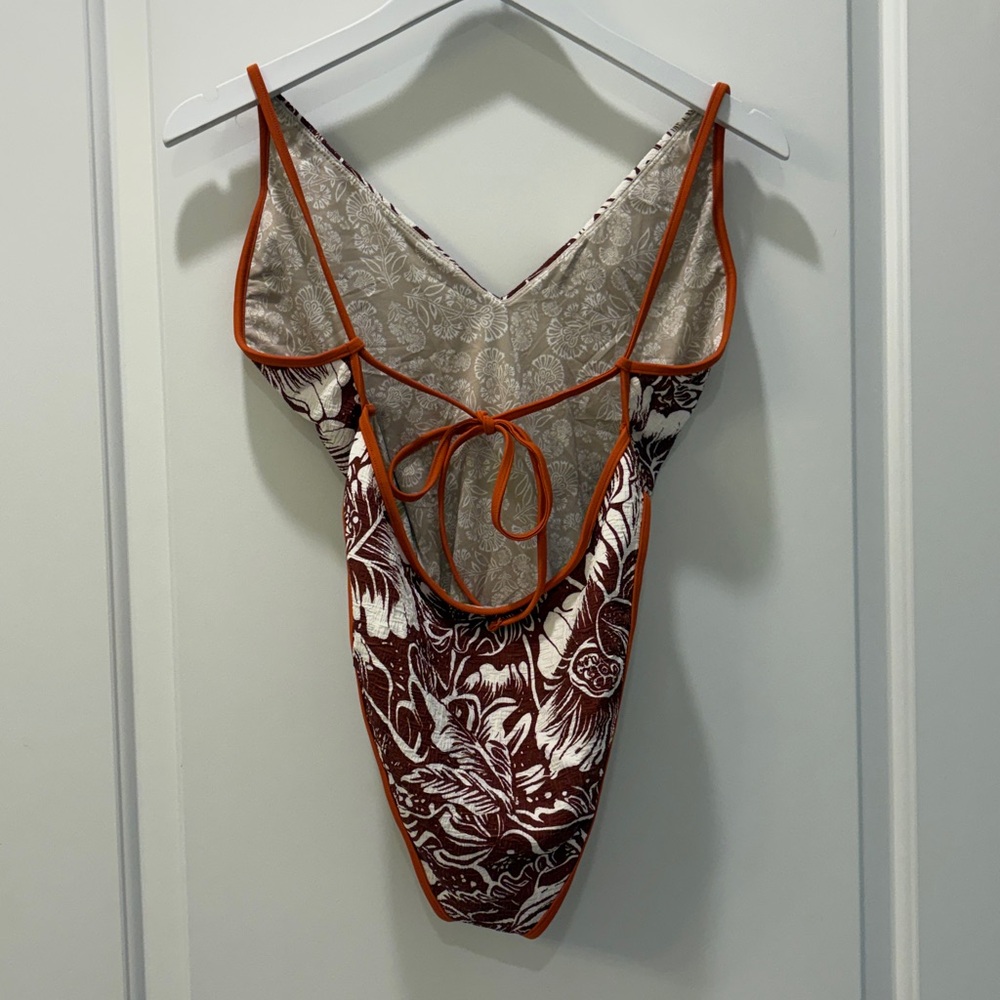 Free People Amber One Piece Swimsuit Brown White Tropical Size XL NWOT - Picture 8 of 14